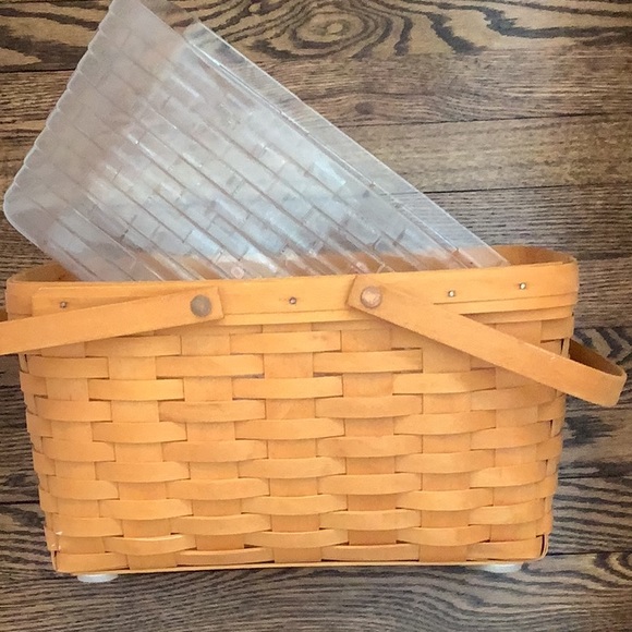 Longaberger 1999 Classic Lg Market Basket - Picture 2 of 10
